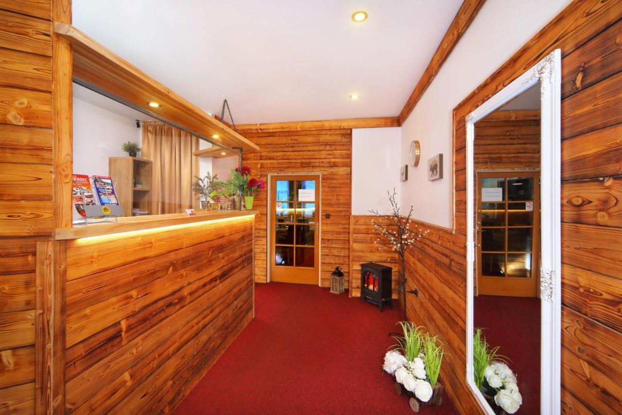 Hotel Hradec Špindlerŭv Mlýn Luaran gambar