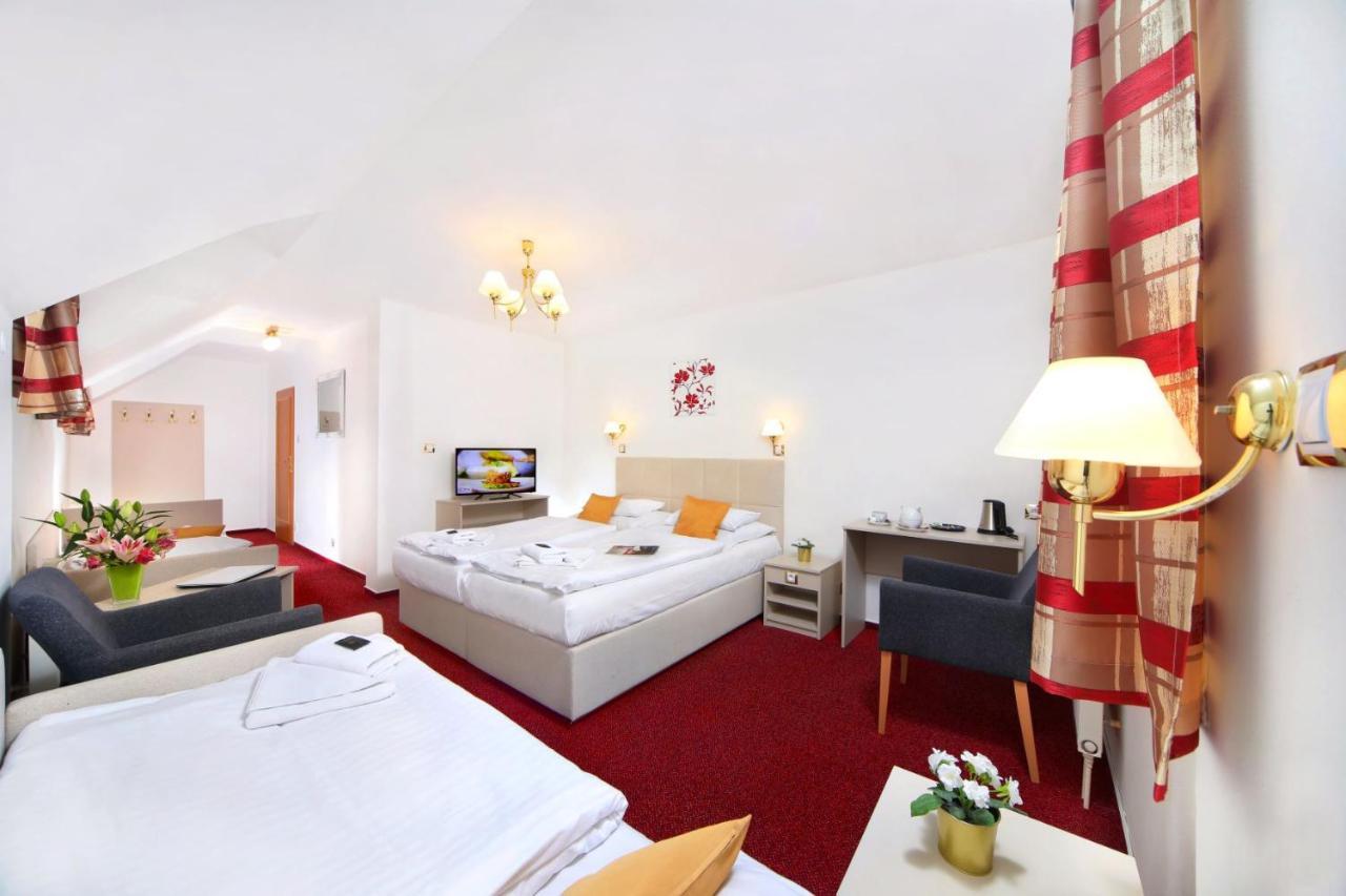 Hotel Hradec Špindlerŭv Mlýn Luaran gambar
