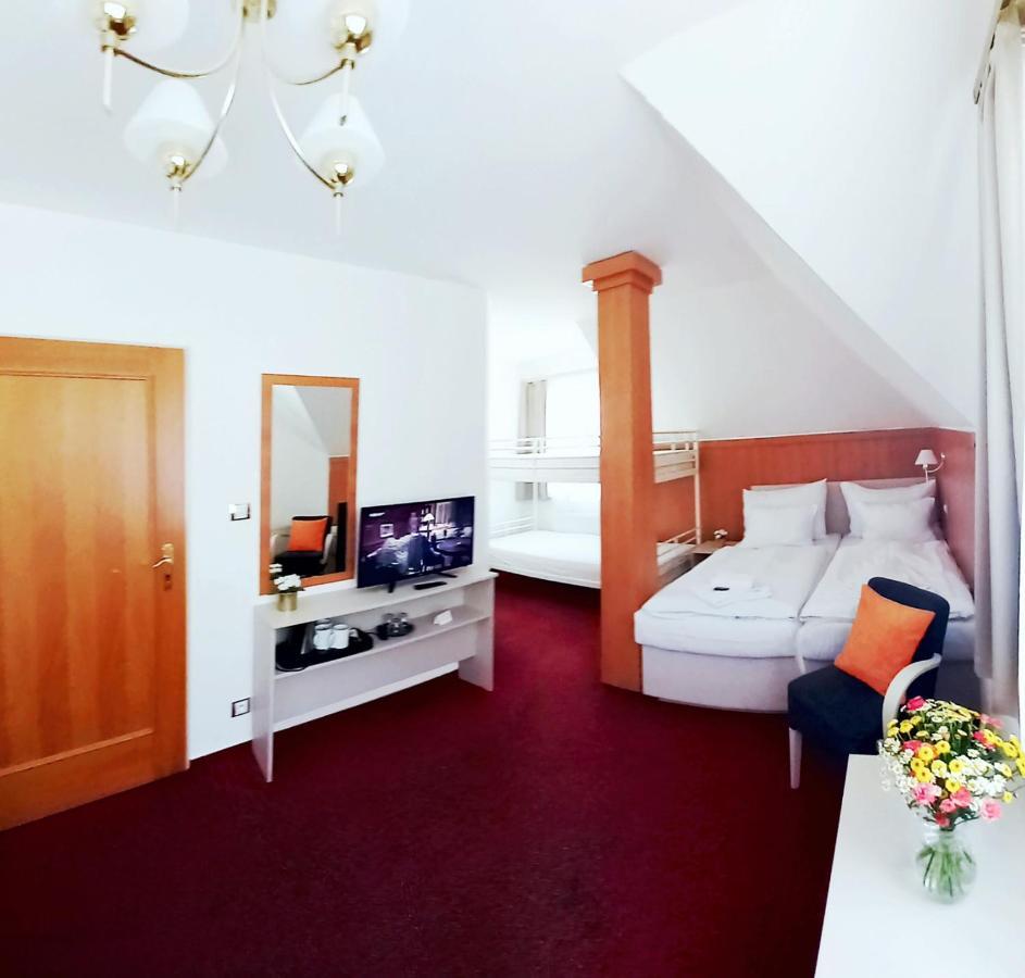Hotel Hradec Špindlerŭv Mlýn Luaran gambar