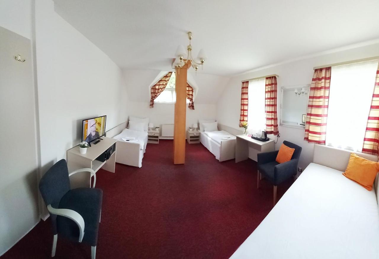 Hotel Hradec Špindlerŭv Mlýn Luaran gambar