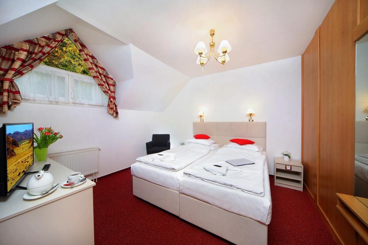 Hotel Hradec Špindlerŭv Mlýn Luaran gambar