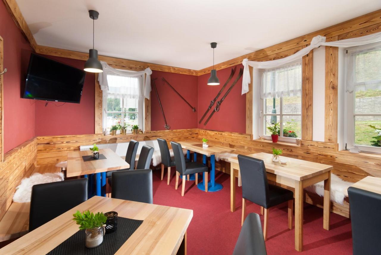 Hotel Hradec Špindlerŭv Mlýn Luaran gambar